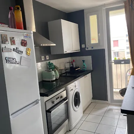 Cosy T2 Proche De L Hyper Centre De *